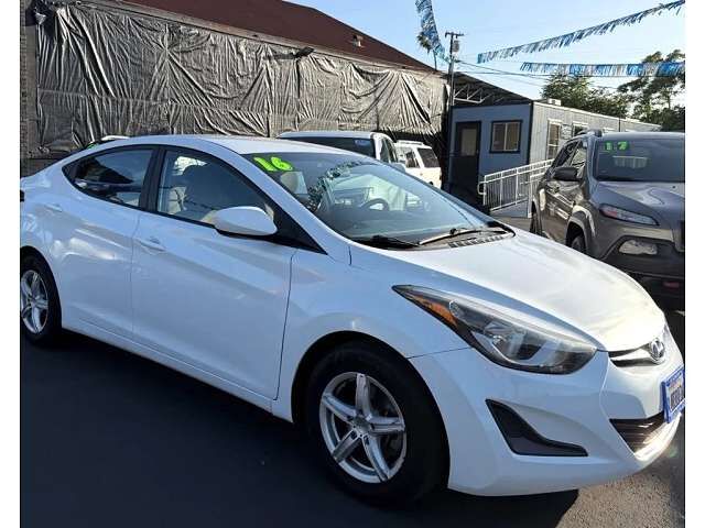 2016 HYUNDAI Elantra