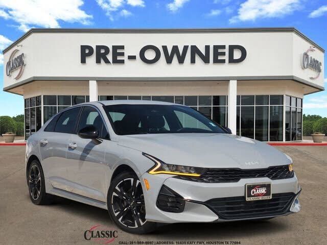 2022 KIA K5