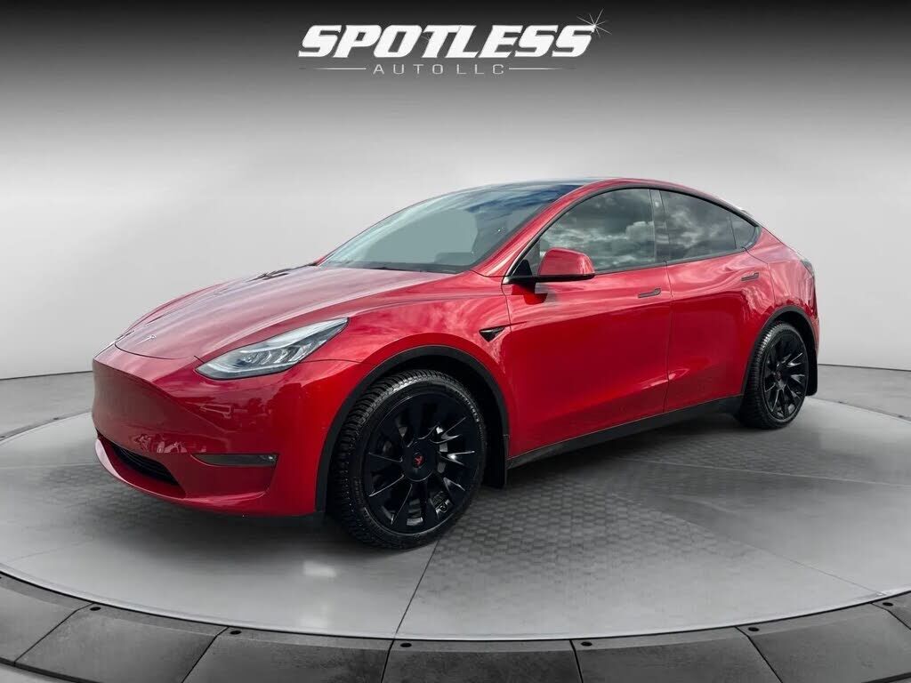 2021 TESLA Model Y