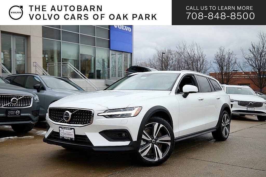 2026 VOLVO V60CC