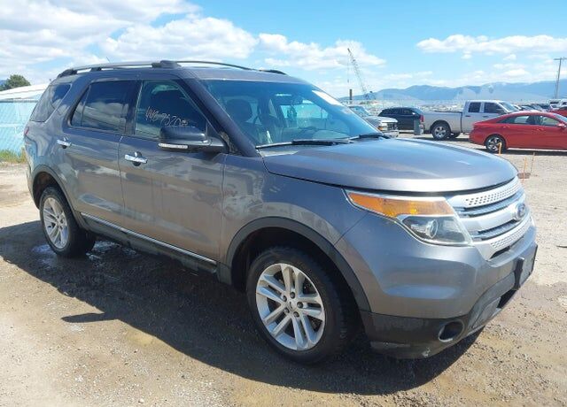 2013 FORD Explorer