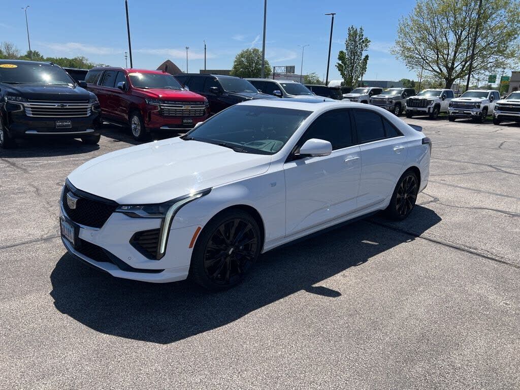 2023 CADILLAC CT4