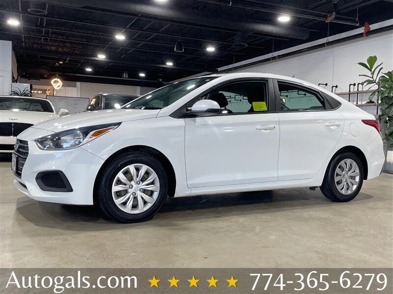 2021 HYUNDAI Accent