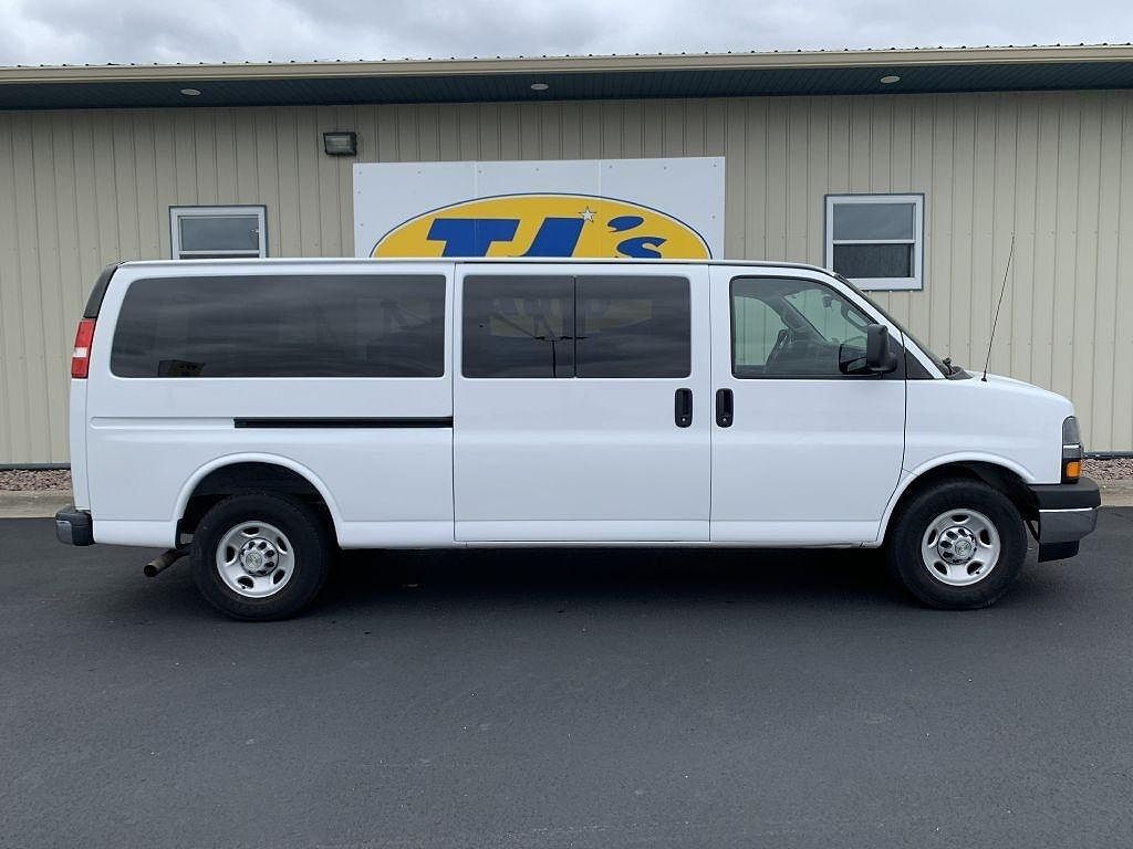 2019 CHEVROLET Express