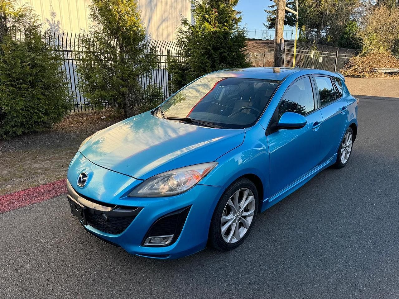 2010 MAZDA Mazda3