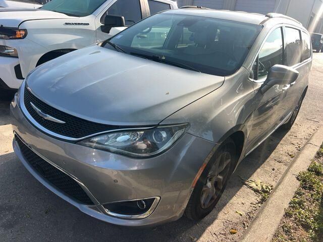 2019 CHRYSLER Pacifica