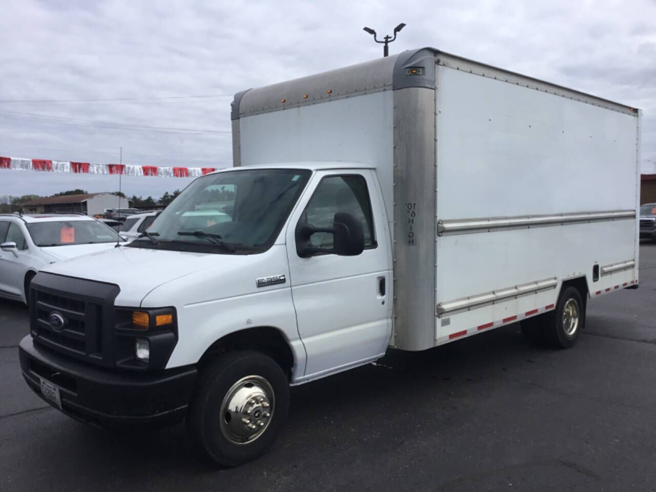 2015 FORD E-350