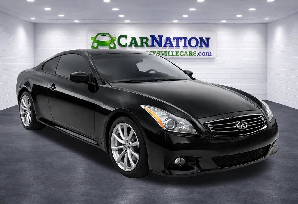 2015 INFINITI Q60