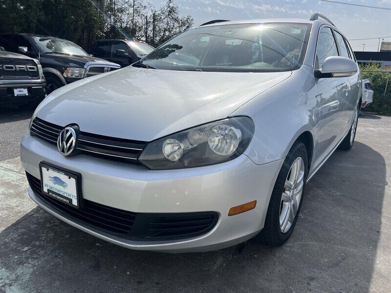 2011 VOLKSWAGEN Jetta Wagon