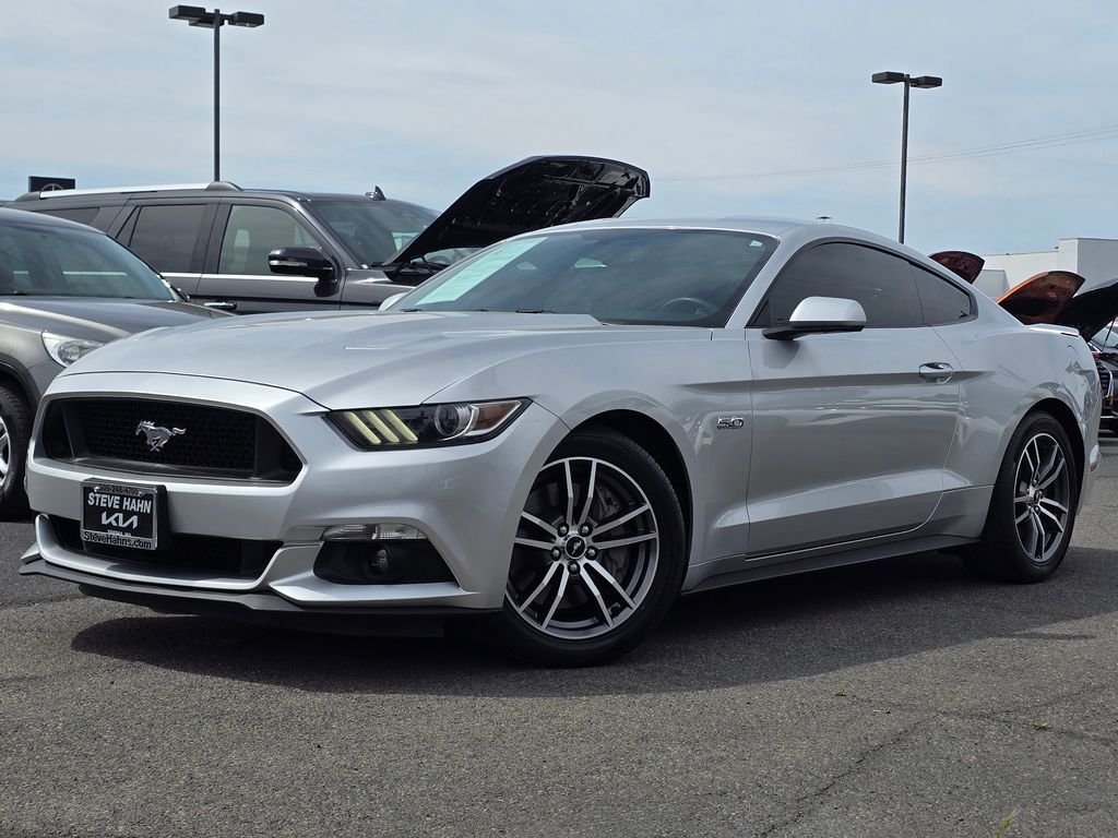2017 FORD Mustang