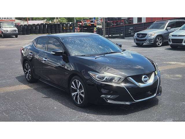 2017 NISSAN Maxima