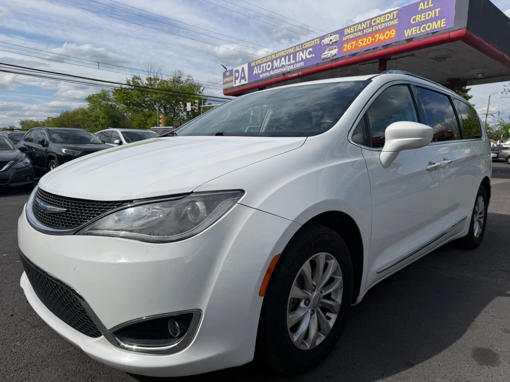 2019 CHRYSLER Pacifica