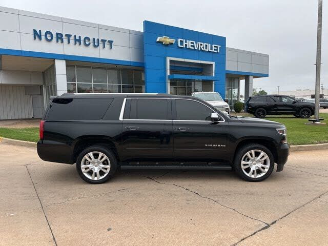 2018 CHEVROLET Suburban
