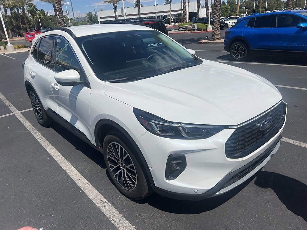 2023 FORD Escape