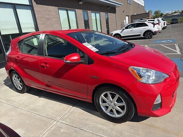 2014 TOYOTA Prius