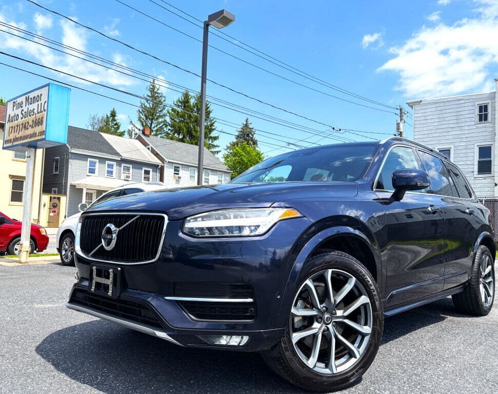2017 VOLVO XC90