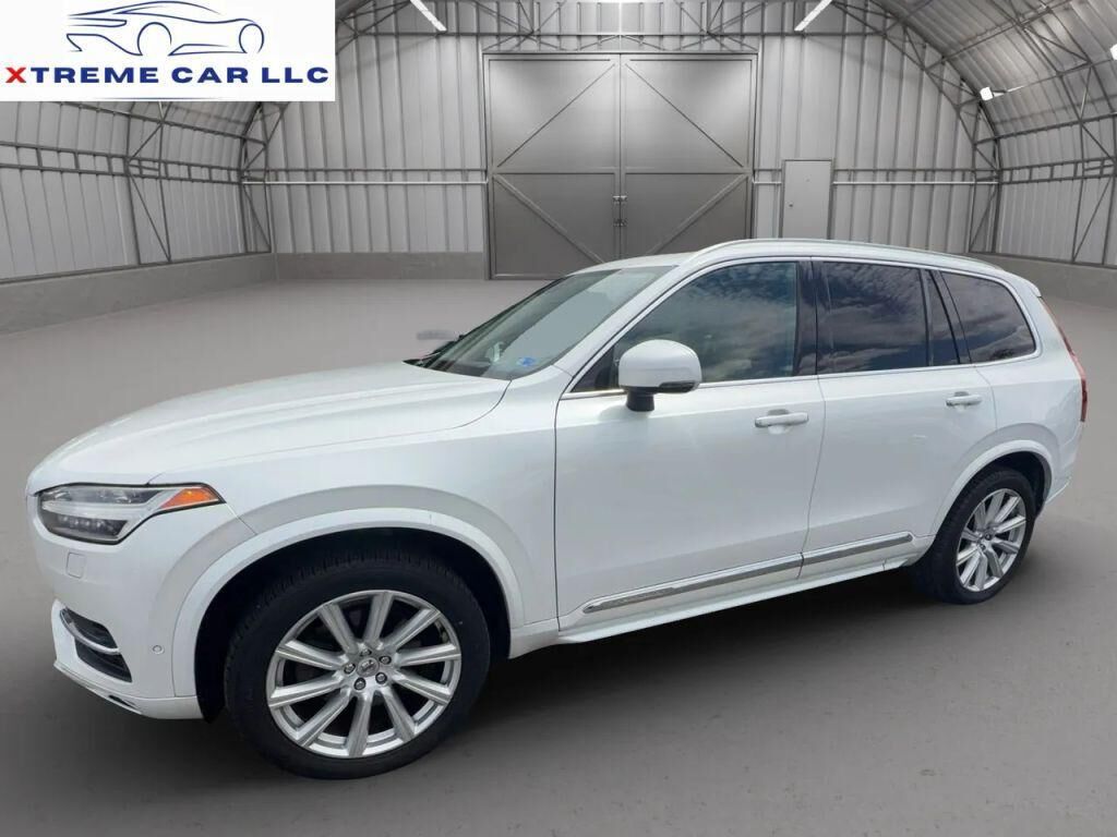 2016 VOLVO XC90