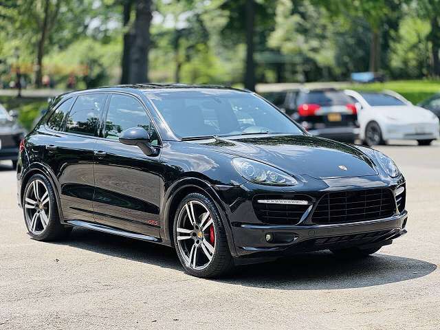 2014 PORSCHE Cayenne