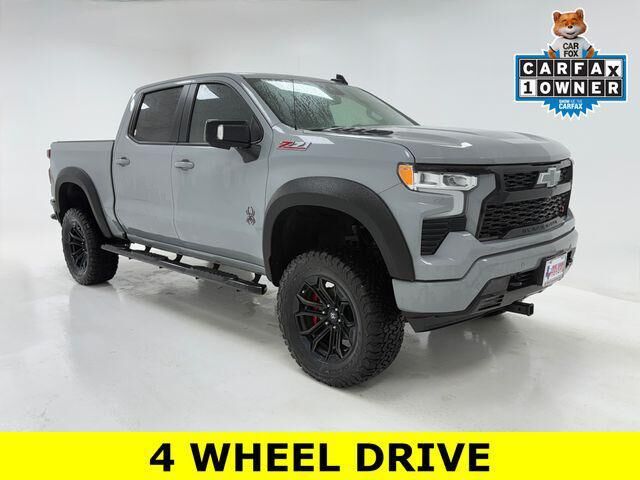 2025 CHEVROLET Silverado