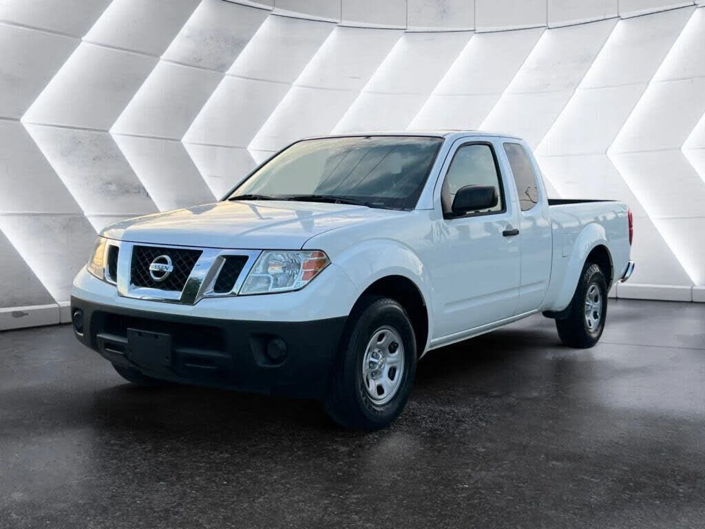 2017 NISSAN Frontier