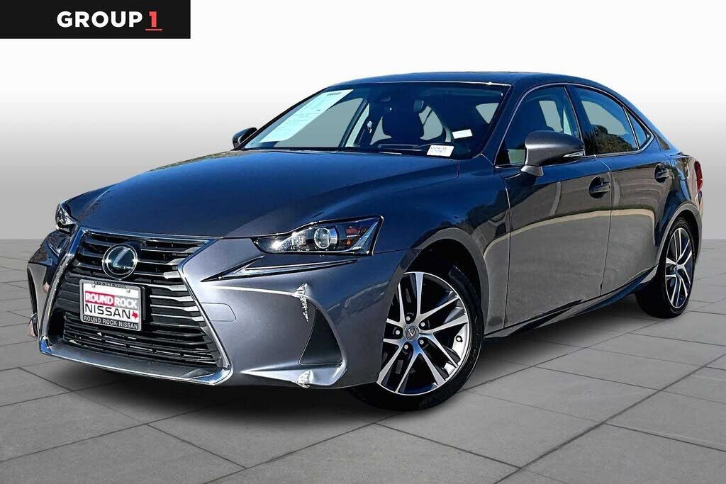 2019 LEXUS IS