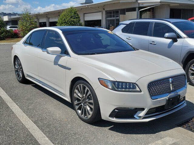 2017 LINCOLN Continental