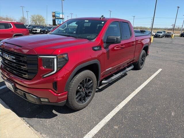 2023 GMC Sierra