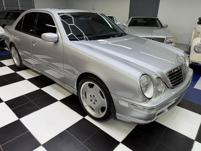2002 MERCEDES-BENZ E-Class