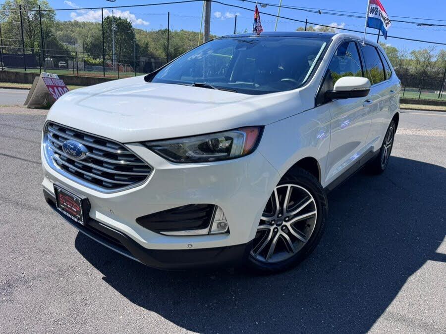 2021 FORD Edge