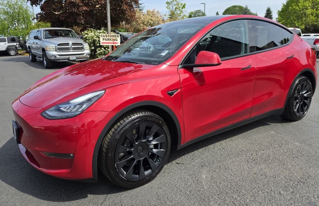 2021 TESLA Model Y