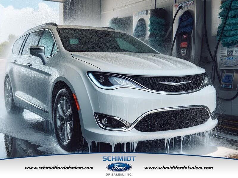 2024 CHRYSLER Pacifica