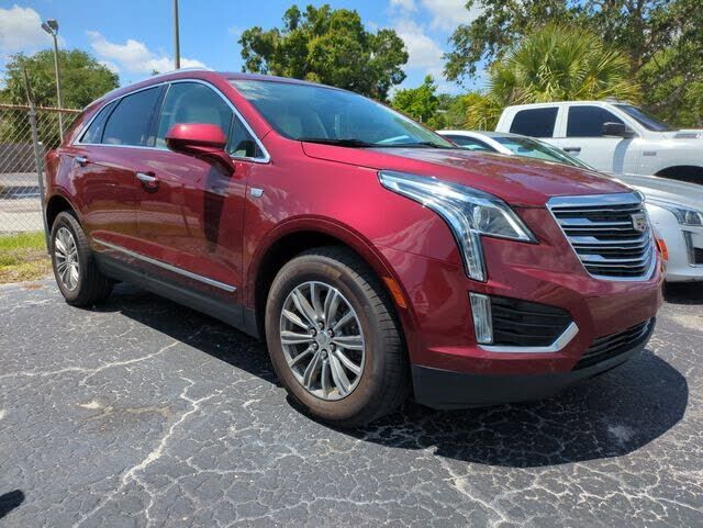 2017 CADILLAC XT5