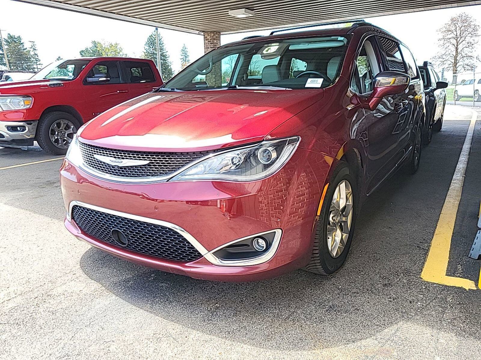 2019 CHRYSLER Pacifica