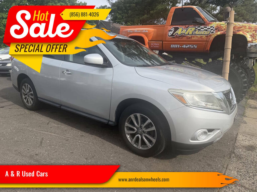 2015 NISSAN Pathfinder