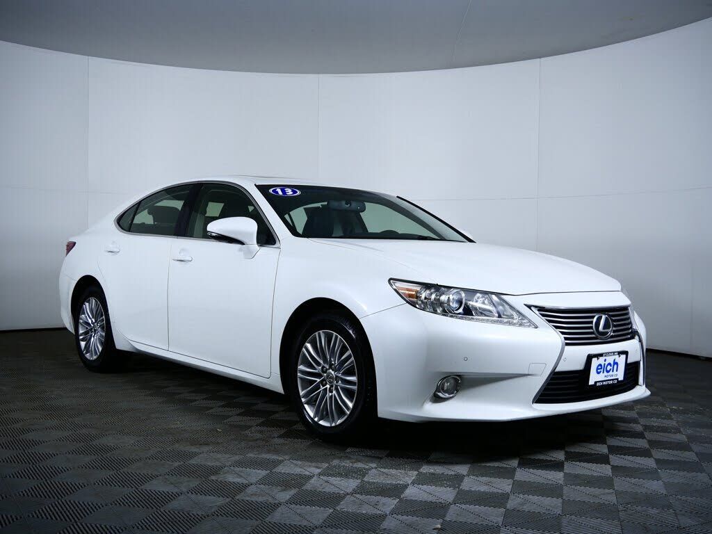 2013 LEXUS ES
