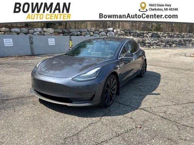 2020 TESLA Model 3