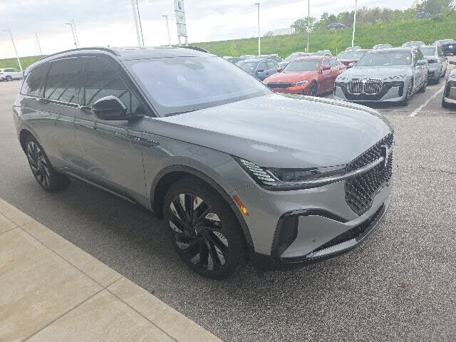 2025 LINCOLN Nautilus