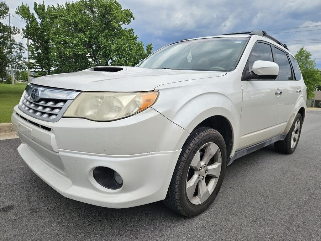 2011 SUBARU Forester