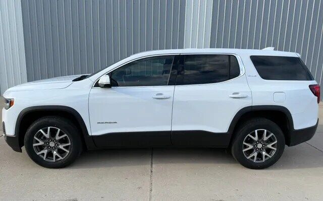 2023 GMC Acadia