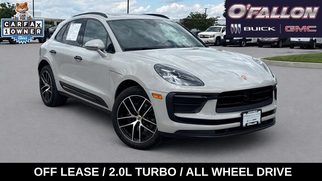 2023 PORSCHE Macan