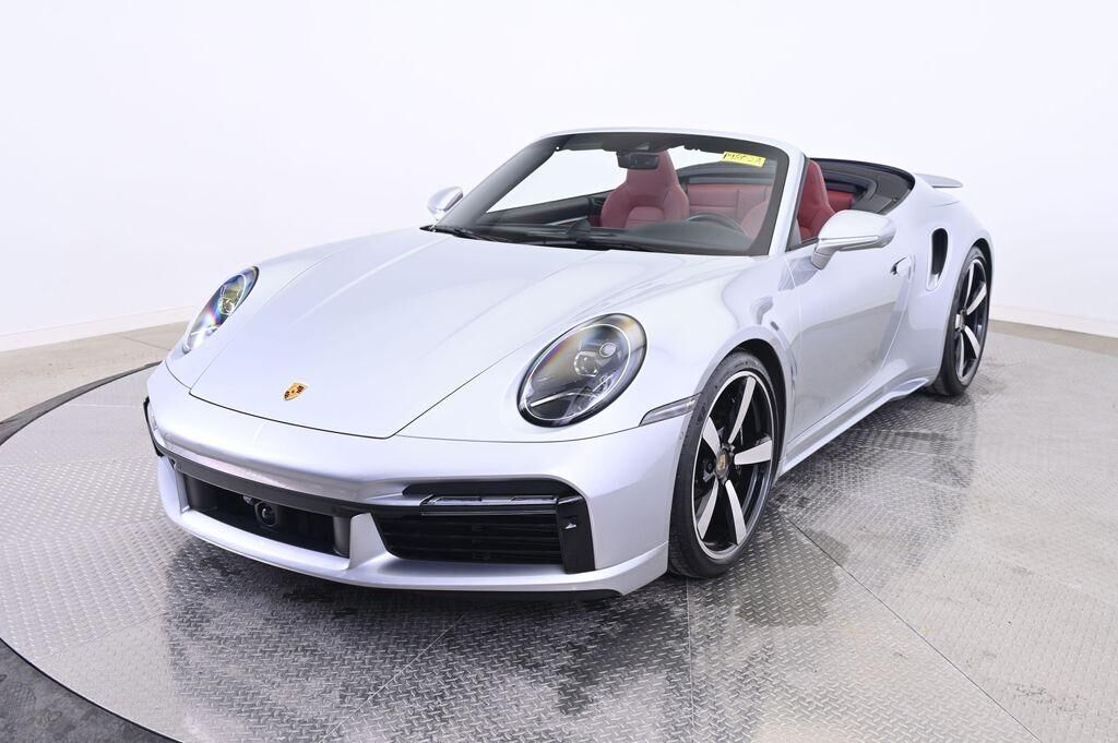 2022 PORSCHE 911