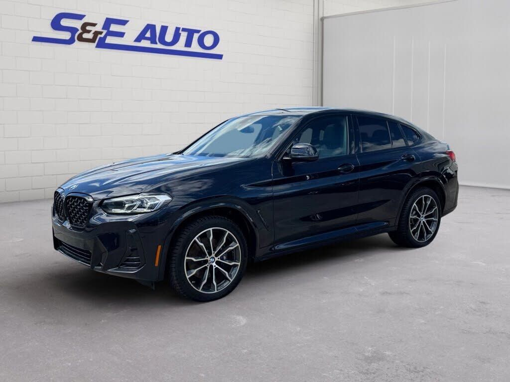 2023 BMW X4