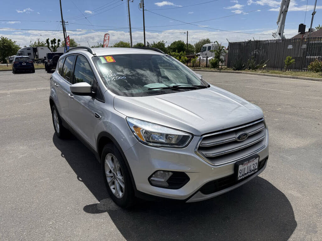 2018 FORD Escape