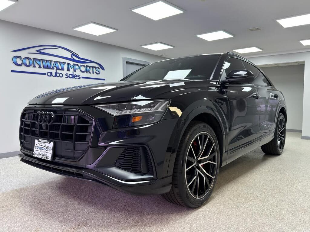 2021 AUDI Q8