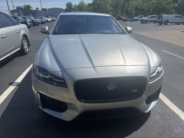 2016 JAGUAR XF