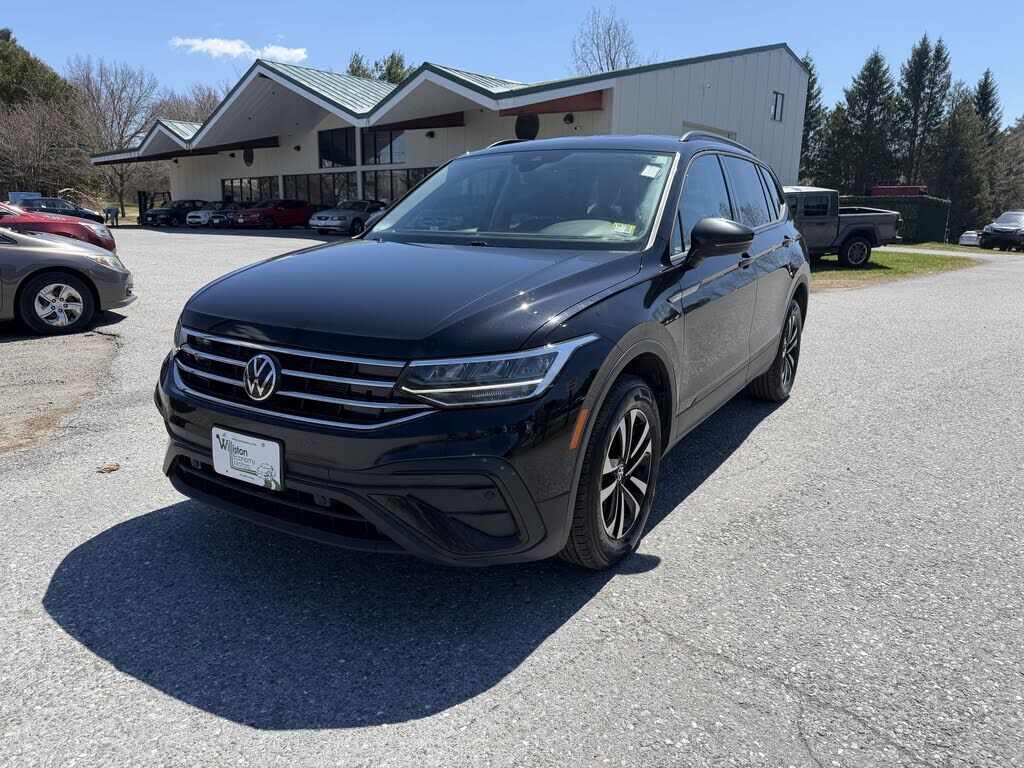 2022 VOLKSWAGEN Tiguan