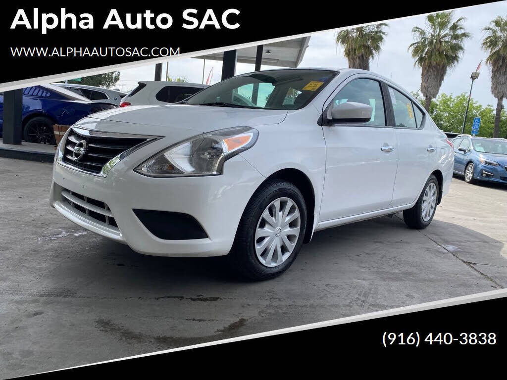 2019 NISSAN Versa