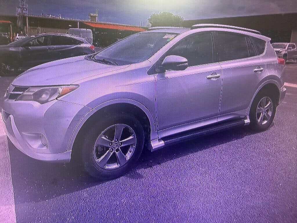 2015 TOYOTA RAV4