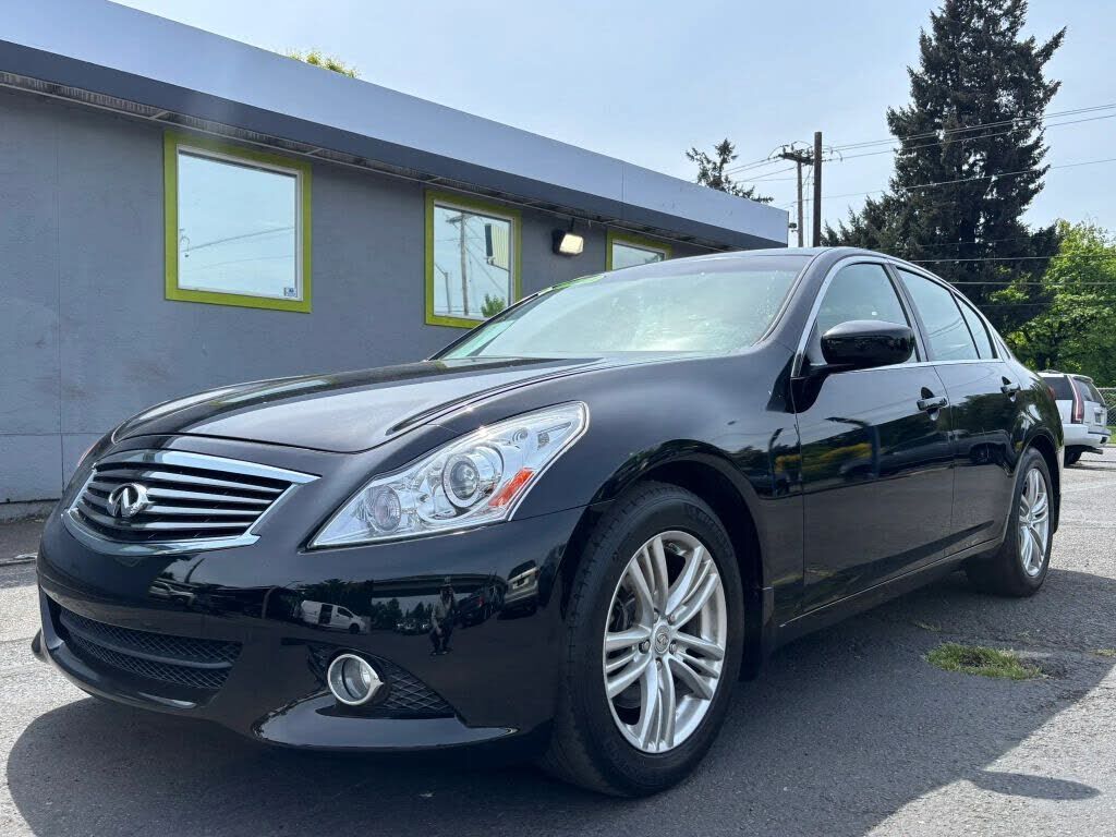 2012 INFINITI G37