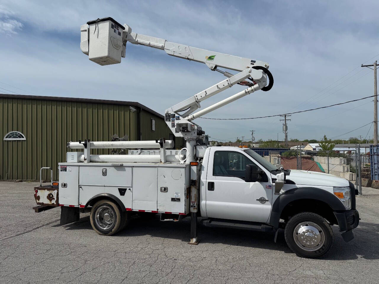 2015 FORD F-550